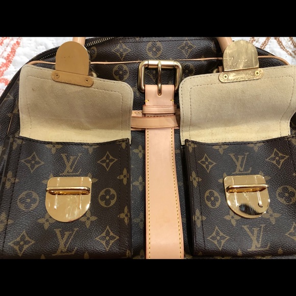 (Authentic) Louis Vuitton Monogram Manhattan - Picture 3 of 13